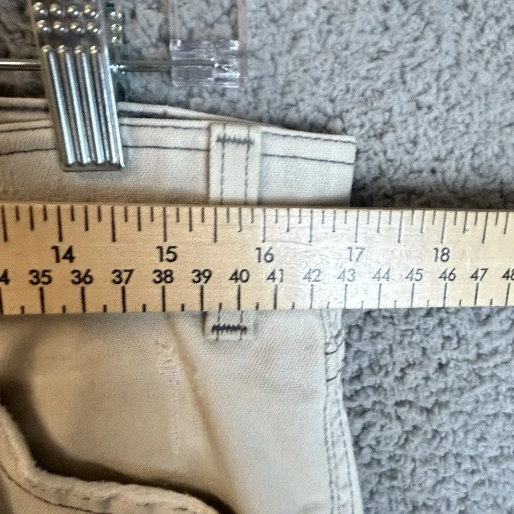 Levi's Vintage Beige Men's Action Jeans 34x28 Made in USA Straight Leg Denim
